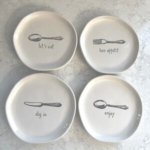 BNWT Rae Dunn Appetizer/Dessert Plate Set (4)